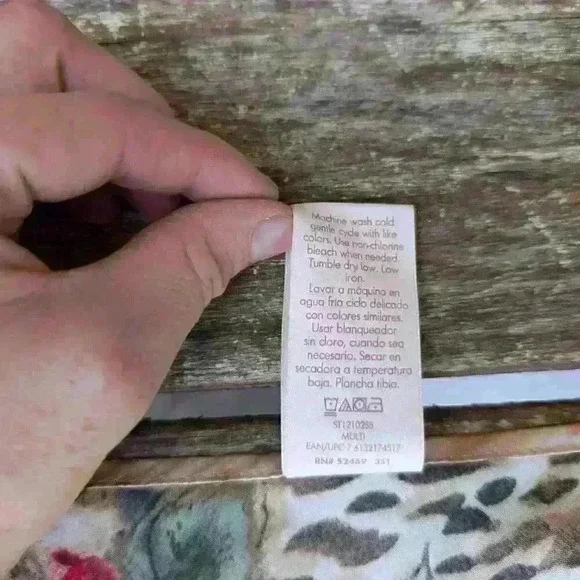 Sexy secret treasures satin animal print/floral cami top size 2x - Picture 5 of 5